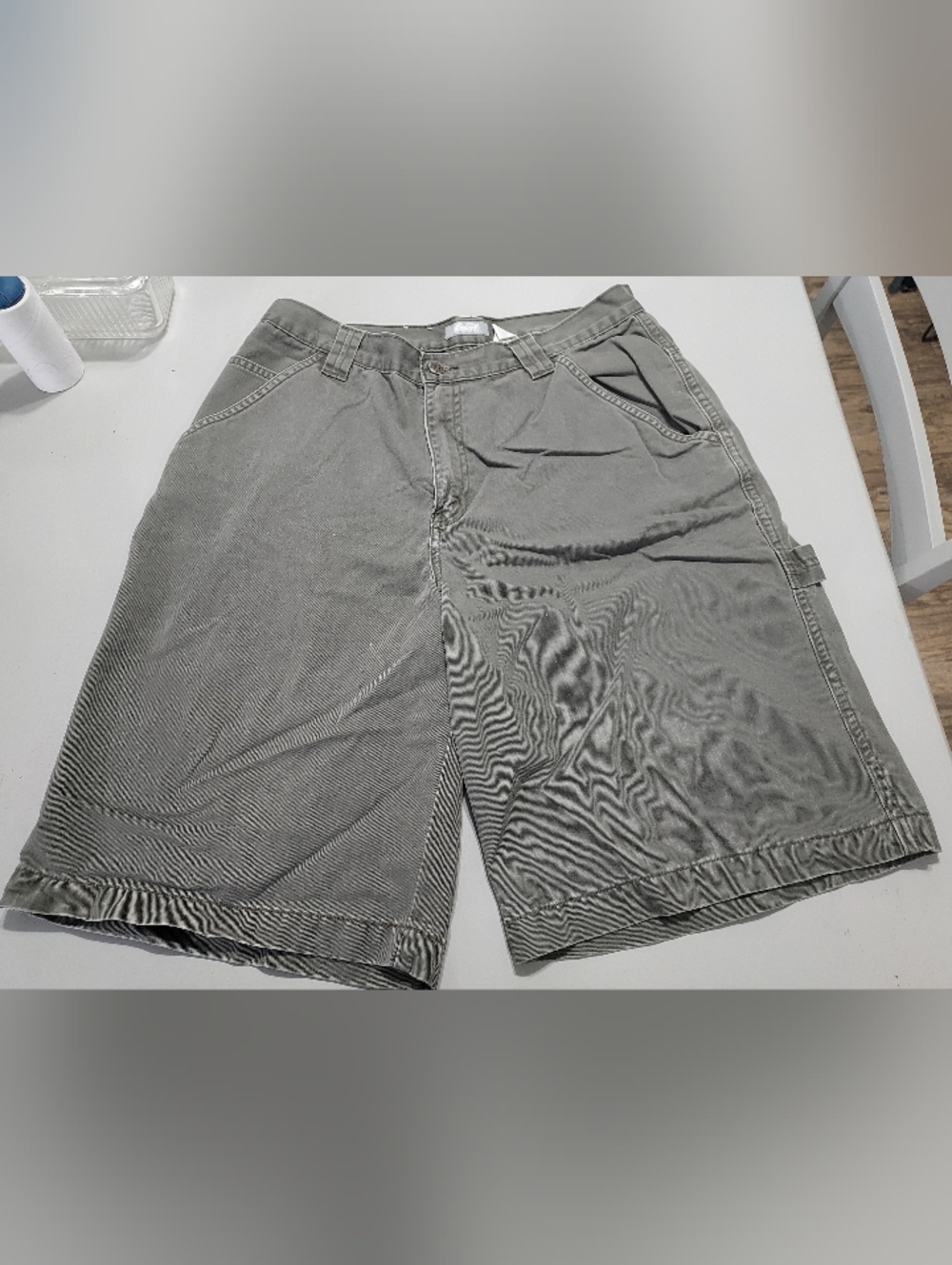 EUC UTILITY CARGO SHORTS MEN'S SIZE 34 OD GREEN